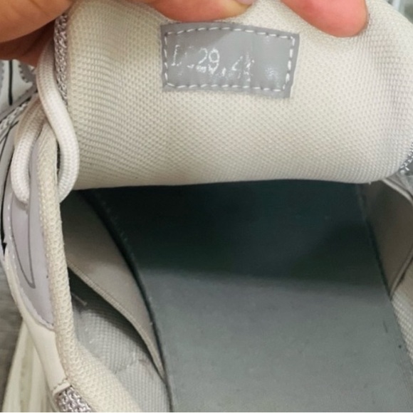 Dior
Dior B30 Microfiber Mesh Gray Low Top Sneaker Size 44 - Picture 2 of 5